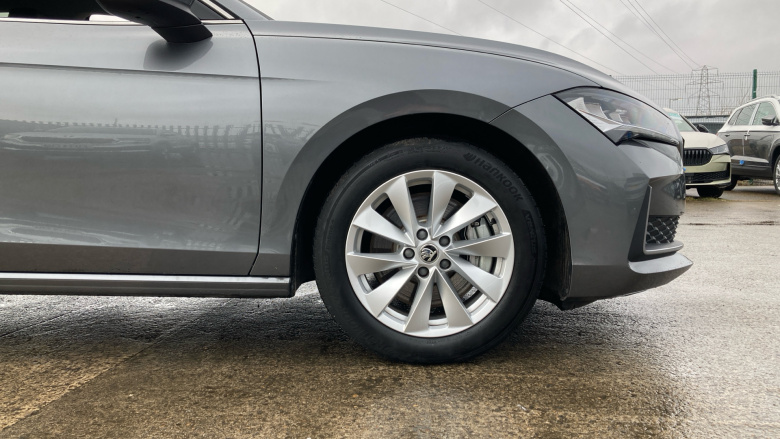 Skoda Superb 1.5 TSI iV SE Technology DSG 5dr Estate